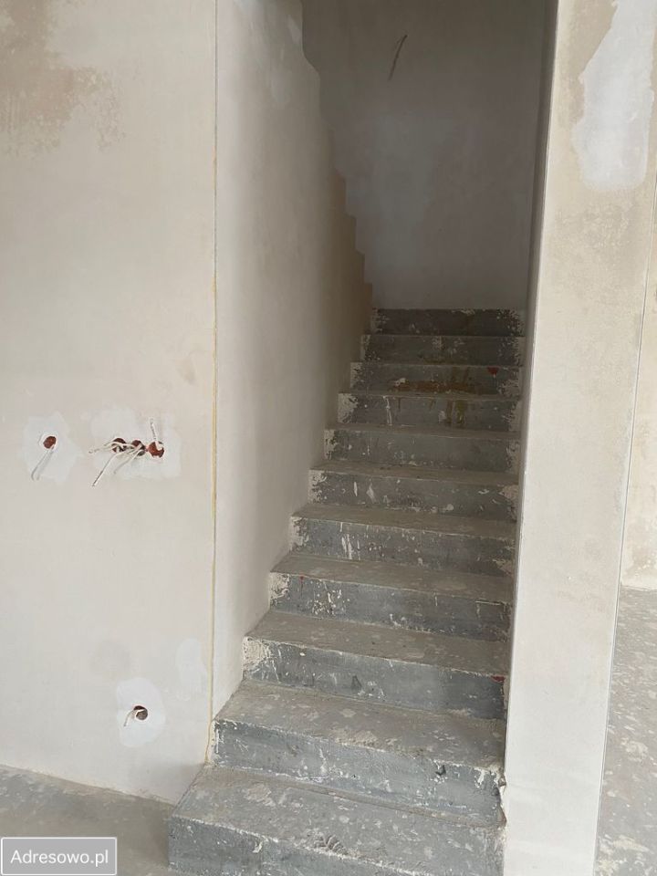 dom wolnostojący, 5 pokoi Jaktorów-Kolonia, ul. gen. Okulickiego. Zdjęcie 9