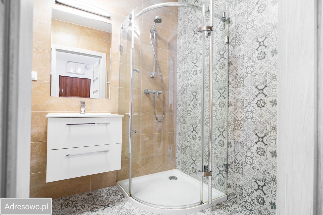 Mieszkanie 1-pokojowe Jelenia Góra Centrum, ul. Osiedle Robotnicze. Zdjęcie 4