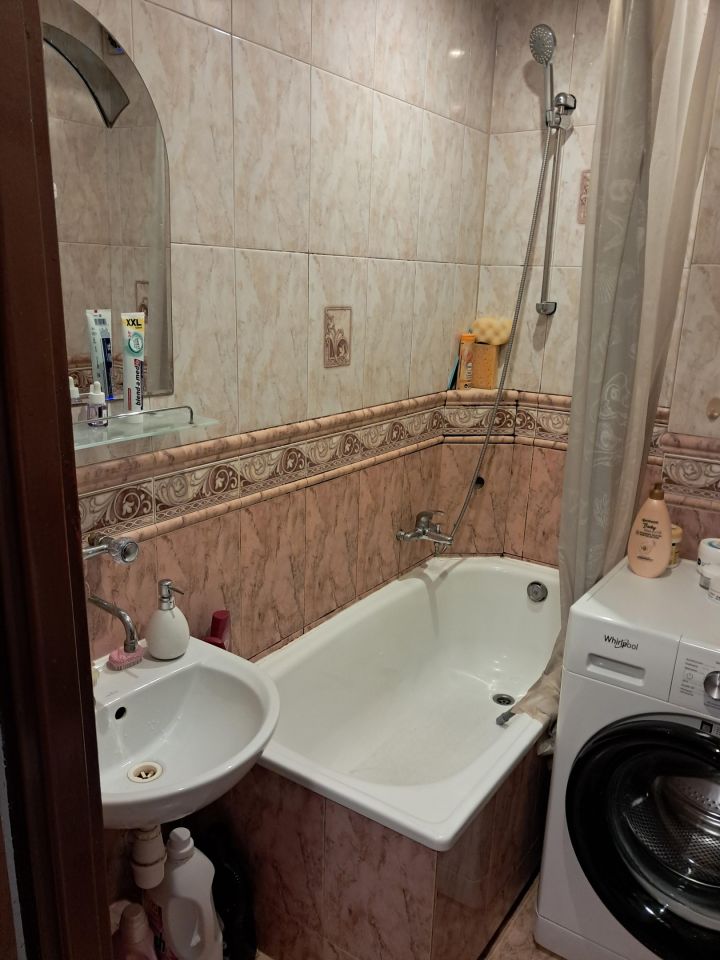 Mieszkanie 3-pokojowe Biskupice. Zdjęcie 10