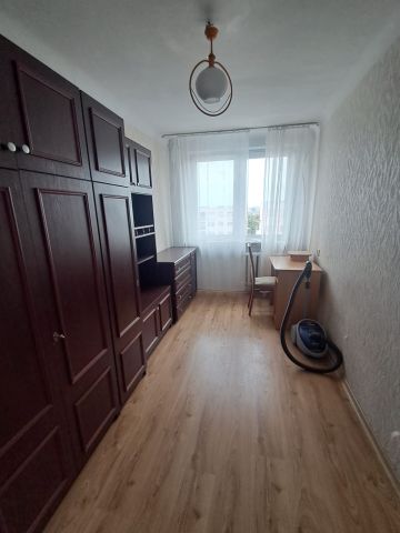 Mieszkanie 3-pokojowe Kalisz Kaliniec. Zdjęcie 5