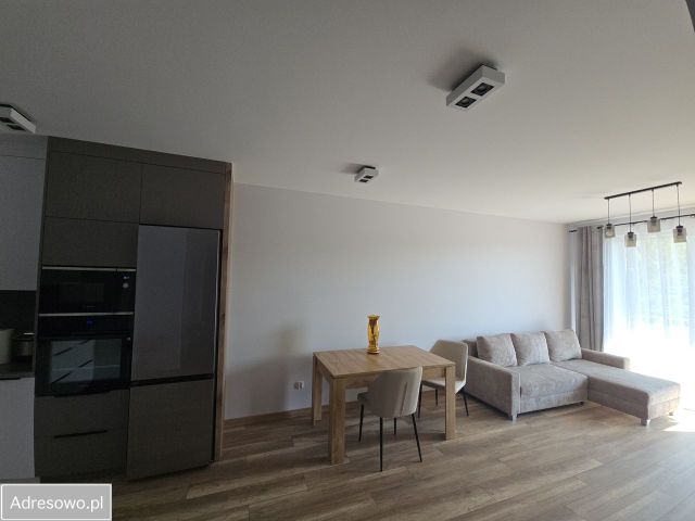 Mieszkanie 3-pokojowe Ząbki, ul. Skrajna. Zdjęcie 1