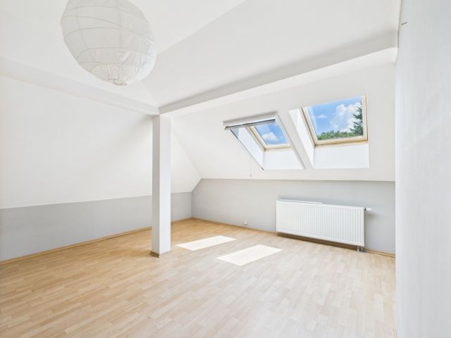 dom wolnostojący, 4 pokoje Żółwin, ul. Sosnowa. Zdjęcie 12