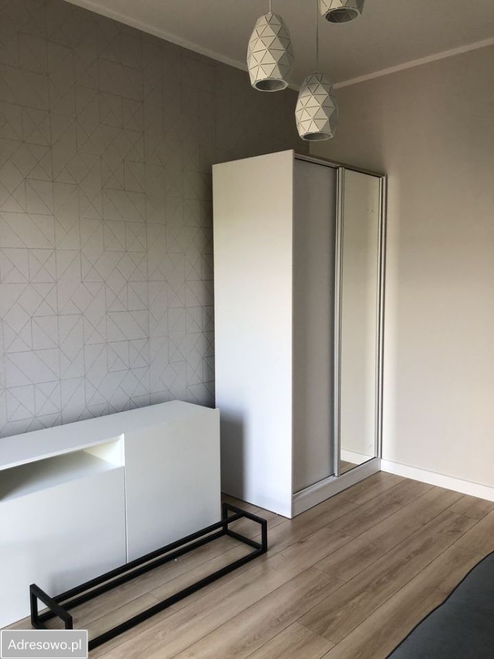 Pokój Poznań Śródka, ul. ks. Zdzisława Bernata. Zdjęcie 3