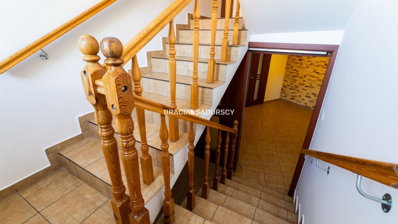 bliźniak, 6 pokoi Kokotów. Zdjęcie 12