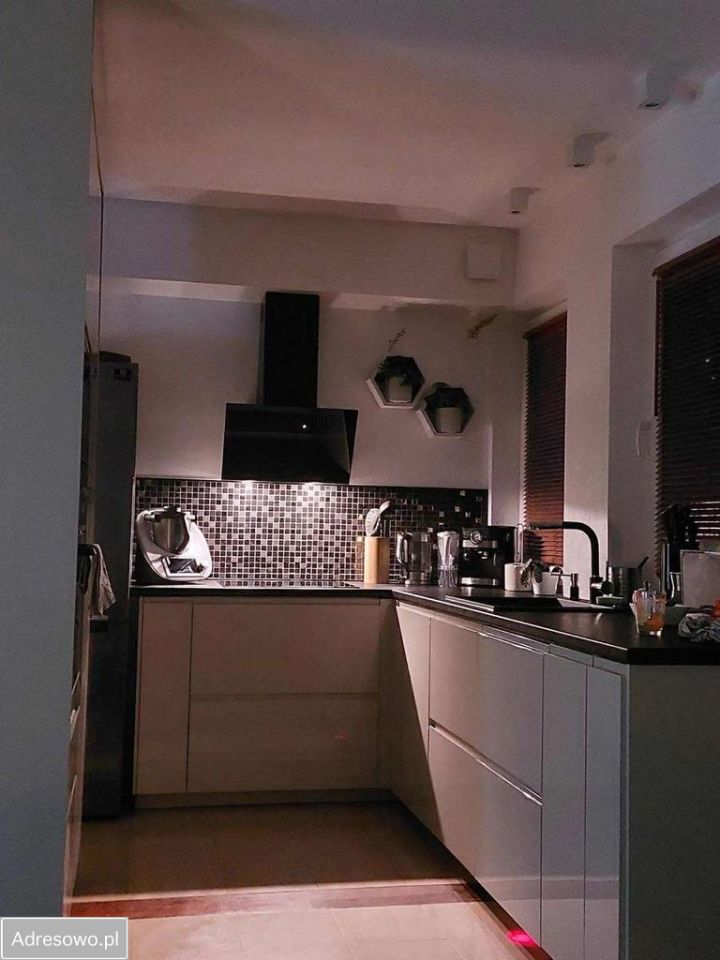 Mieszkanie 3-pokojowe Warszawa Winnica, ul. Poetów. Zdjęcie 9