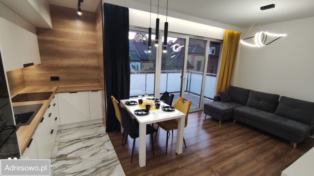 Mieszkanie 3-pokojowe Ostrowiec Świętokrzyski, ul. Piwna. Zdjęcie 1