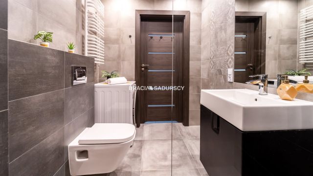 Mieszkanie 3-pokojowe Kraków Czyżyny, al. Pokoju. Zdjęcie 9