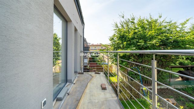 Mieszkanie 4-pokojowe Kraków Swoszowice, ul. Leona Petrażyckiego. Zdjęcie 4