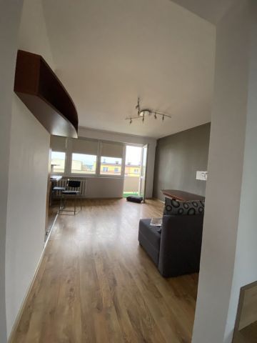 Mieszkanie 3-pokojowe Zduńska Wola, ul. Aleksandra Gierymskiego. Zdjęcie 1