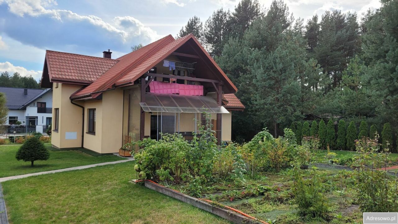 dom wolnostojący, 5 pokoi Susiec. Zdjęcie 9