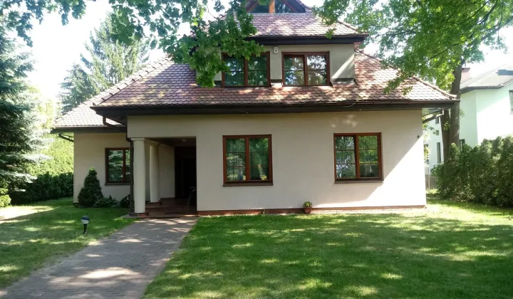 dom wolnostojący, 10 pokoi Konstancin-Jeziorna, ul. Borowa