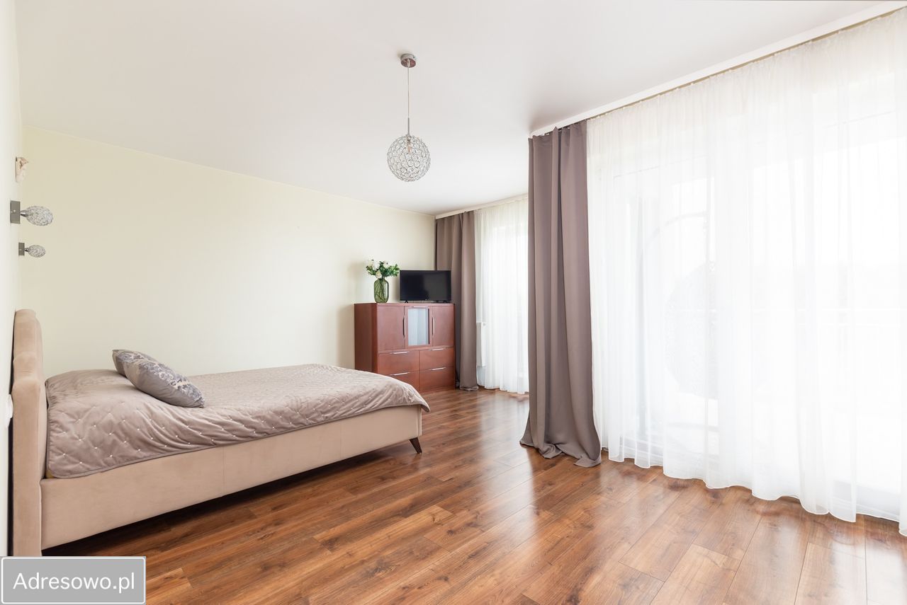 Mieszkanie 5-pokojowe Ząbki, ul. Skrajna. Zdjęcie 4