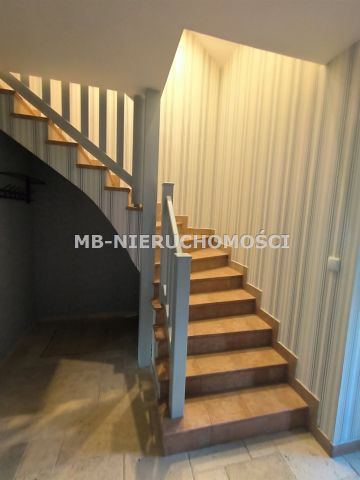 dom wolnostojący, 5 pokoi Trelkowo. Zdjęcie 9