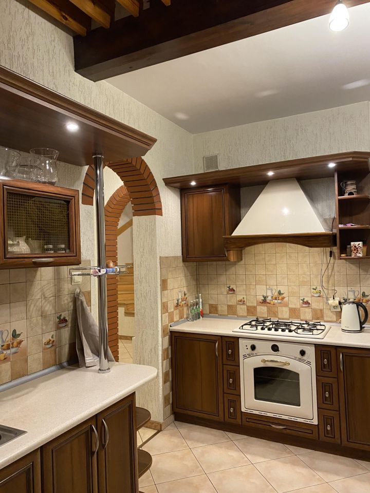 dom wolnostojący, 7 pokoi Szadów Pański. Zdjęcie 7