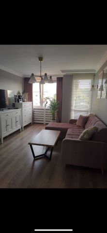 Mieszkanie 3-pokojowe Niemodlin, ul. Reymonta. Zdjęcie 1