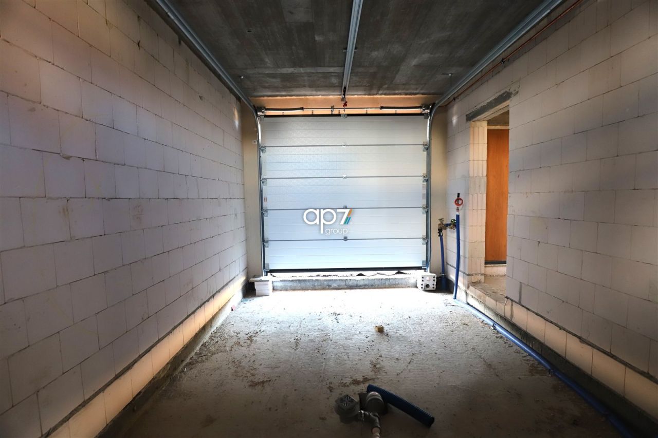 bliźniak, 5 pokoi Mników. Zdjęcie 11