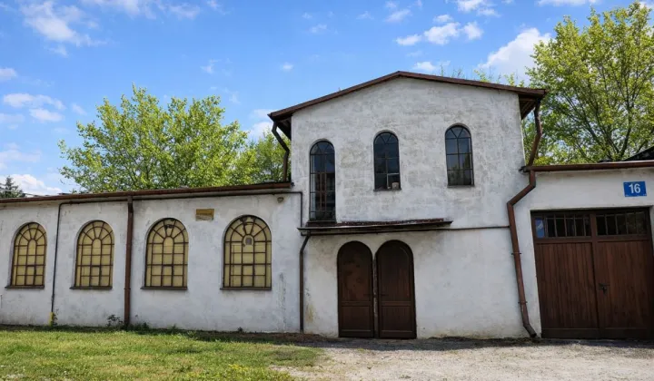 Lokal Piastów, ul. Orła Białego