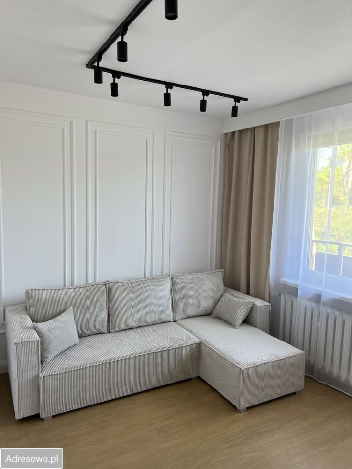 Mieszkanie 2-pokojowe Kraków Mistrzejowice, os. Kombatantów. Zdjęcie 1