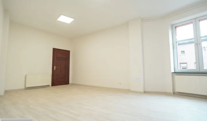 Lokal Leszno Centrum, pl. Jana Metziga