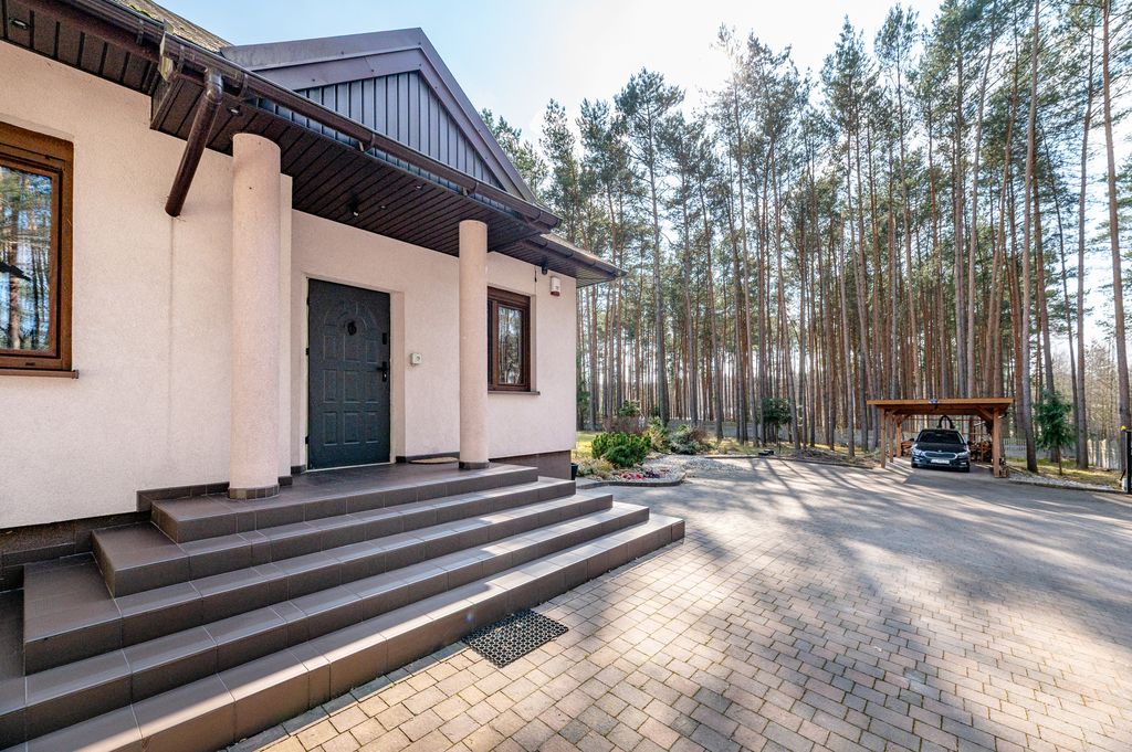 dom wolnostojący, 5 pokoi Zofiówka. Zdjęcie 16