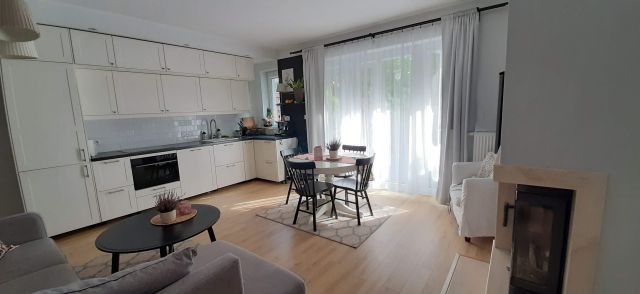 Mieszkanie 4-pokojowe Warszawa Wawer, ul. Motylkowa. Zdjęcie 1