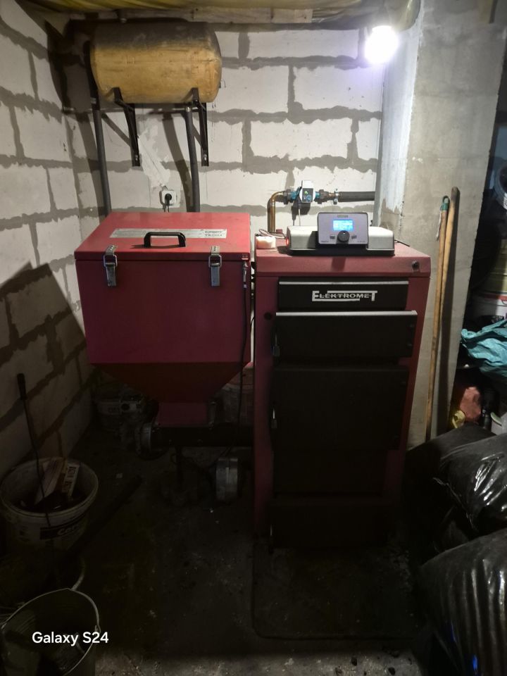 dom wolnostojący, 2 pokoje Niedźwiady Niedźwiady Małe. Zdjęcie 41