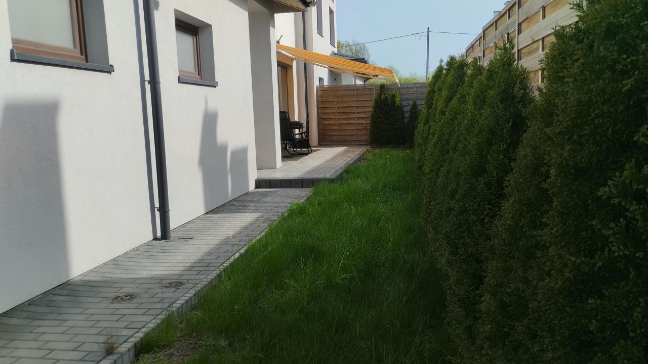 dom szeregowy Grodzisk Mazowiecki Centrum, ul. 3 Maja. Zdjęcie 4