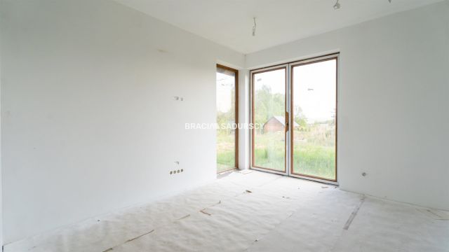 dom wolnostojący, 5 pokoi Tomice, ul. Czarny Las. Zdjęcie 14