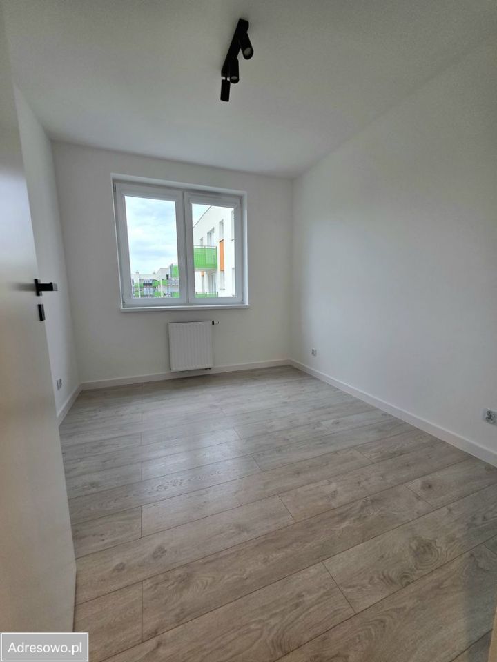 Mieszkanie 4-pokojowe Wrocław Lipa Piotrowska, ul. Czarnuszkowa. Zdjęcie 3