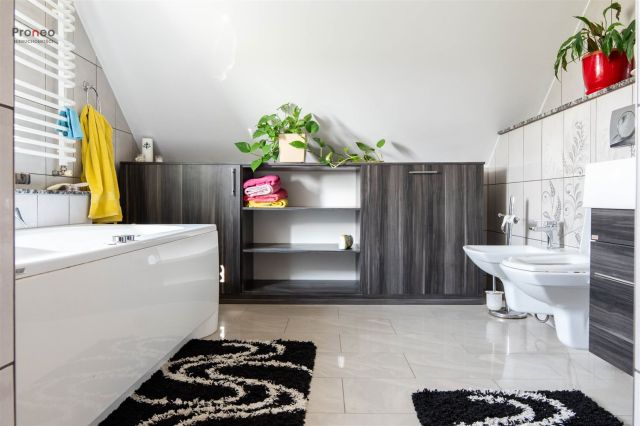 dom wolnostojący, 6 pokoi Wola Kożuszkowa. Zdjęcie 27