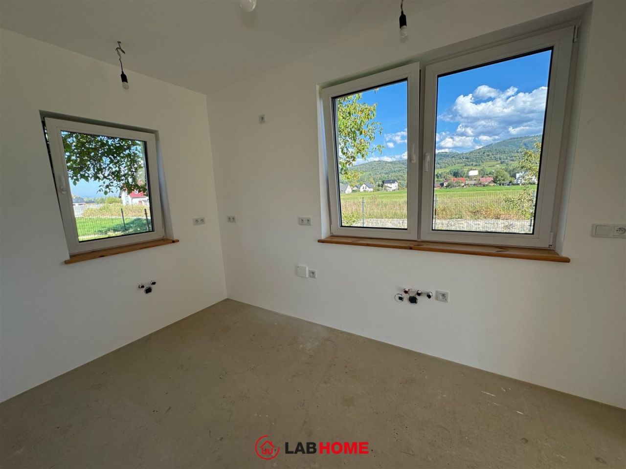 dom wolnostojący, 5 pokoi Cisiec, ul. Trakt Cesarski. Zdjęcie 7