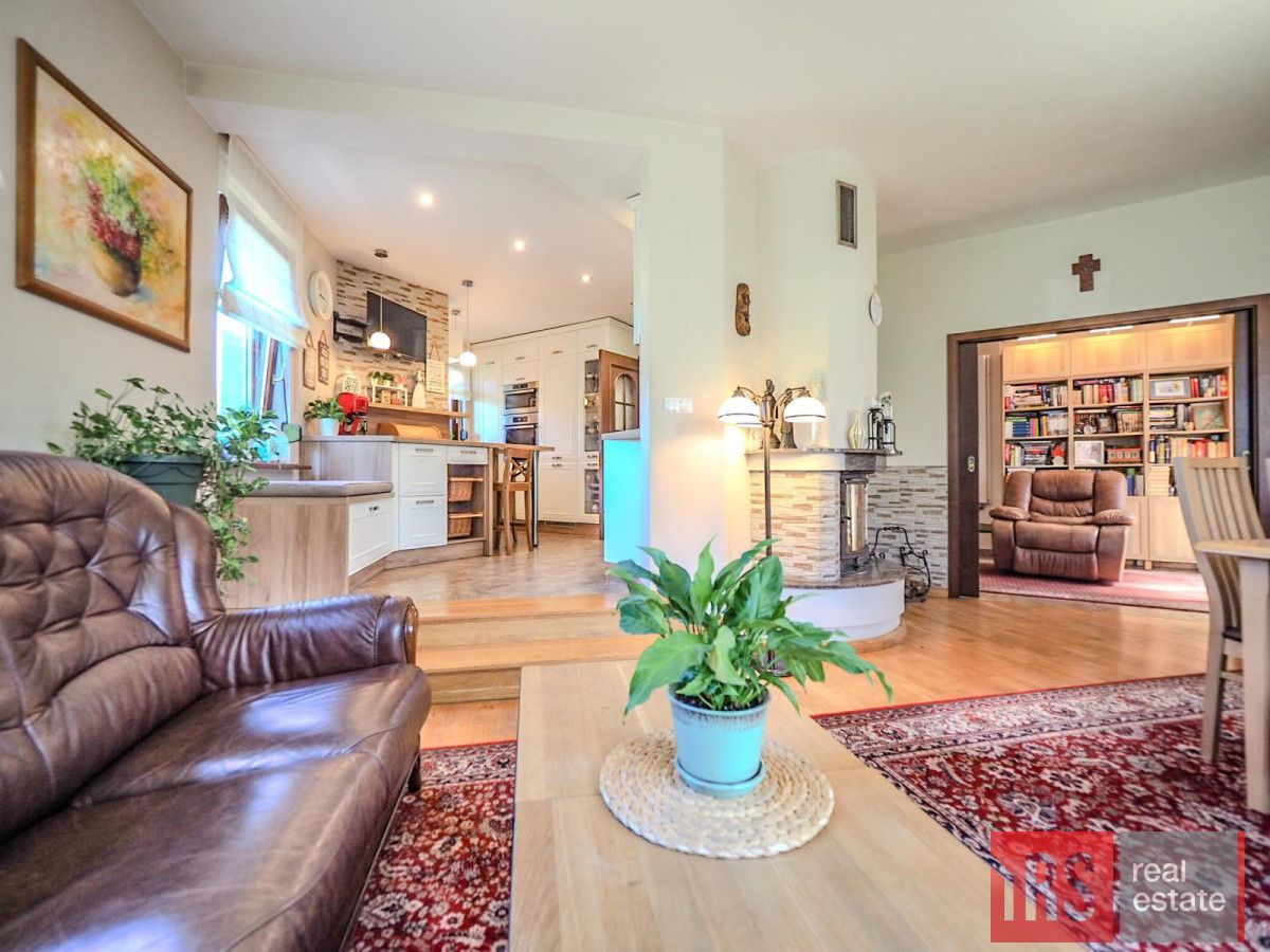 dom wolnostojący, 5 pokoi Zielona Góra Ochla, ul. Dzika. Zdjęcie 4