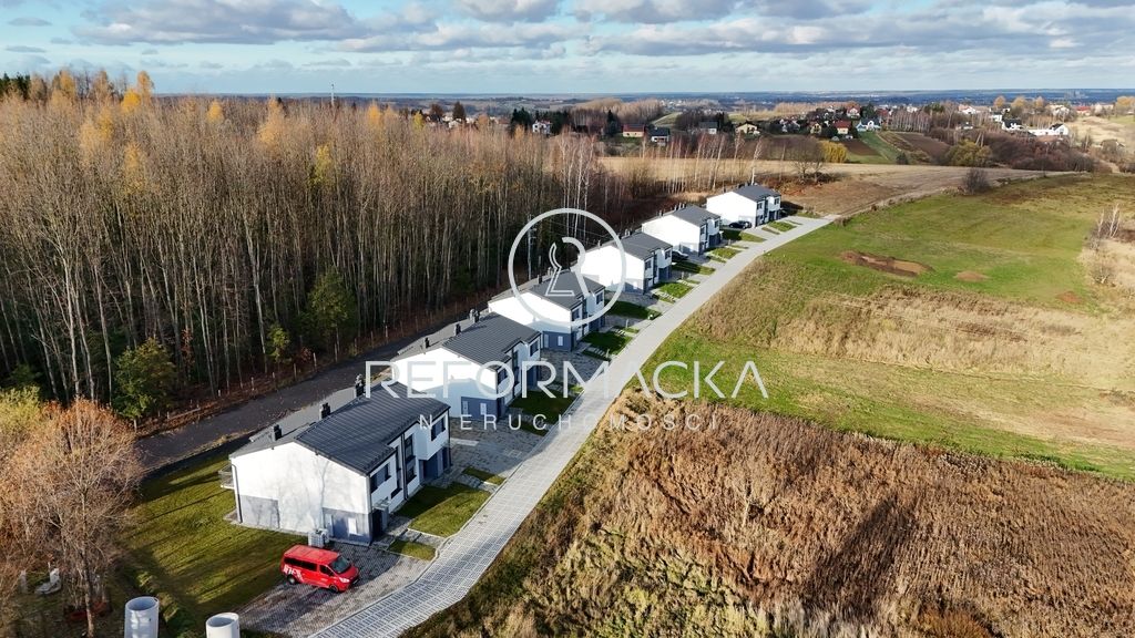 Mieszkanie 3-pokojowe Kielanówka. Zdjęcie 4