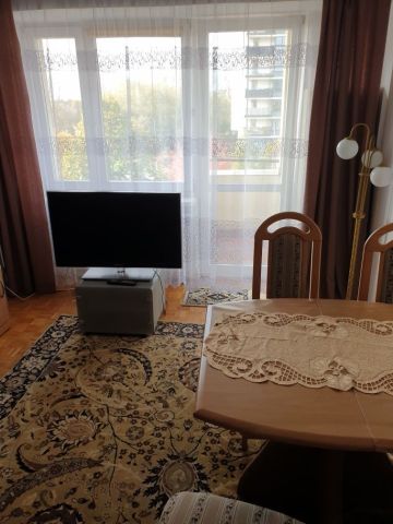 Mieszkanie 2-pokojowe Warszawa Gocław, ul. gen. Tadeusza Bora-Komorowskiego. Zdjęcie 1