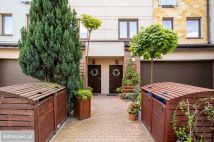 Mieszkanie 3-pokojowe Józefosław, ul. Księżycowa. Zdjęcie 1