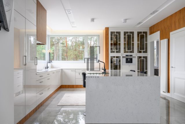 dom wolnostojący, 10 pokoi Famułki Brochowskie. Zdjęcie 10