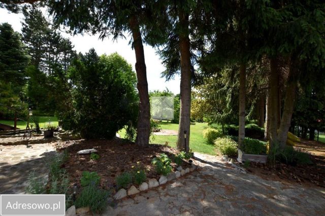 dom wolnostojący, 8 pokoi Dybawka, ul. Wesoła. Zdjęcie 1