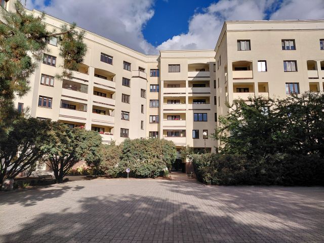 Mieszkanie 4-pokojowe Warszawa Targówek, ul. Tadeusza Korzona. Zdjęcie 1