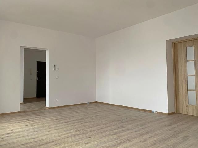 Mieszkanie 2-pokojowe Piekary Śląskie Centrum, ul. Prymasa Stefana Wyszyńskiego. Zdjęcie 2