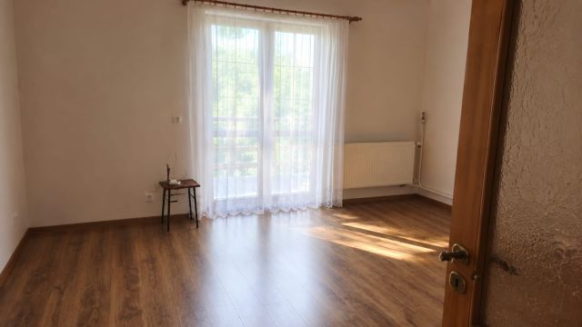 dom wolnostojący, 6 pokoi Ropienka. Zdjęcie 1