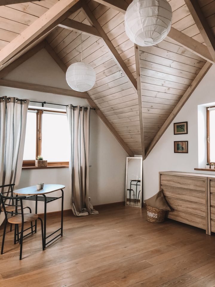 dom wolnostojący, 11 pokoi Ruś. Zdjęcie 12