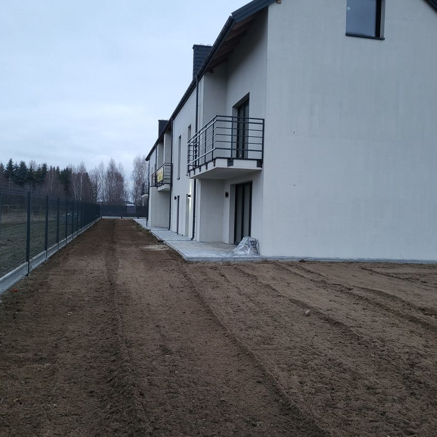 dom szeregowy, 5 pokoi Warszawice. Zdjęcie 11