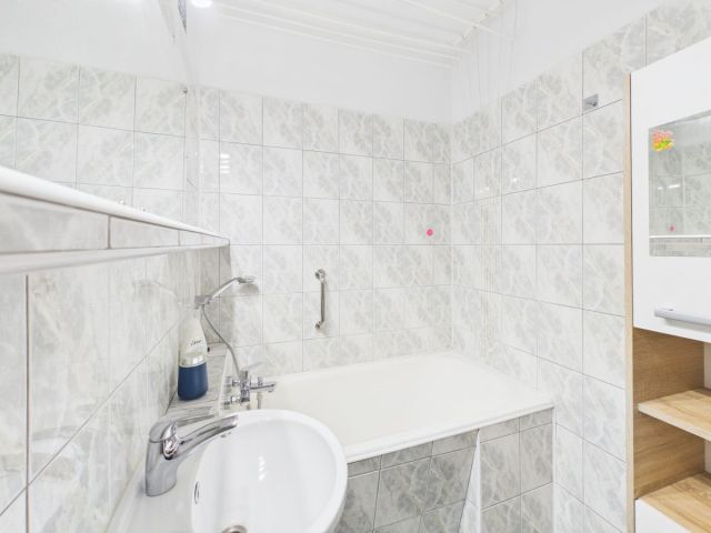 Mieszkanie 3-pokojowe Gdynia, ul. adm. J. Unruga. Zdjęcie 9