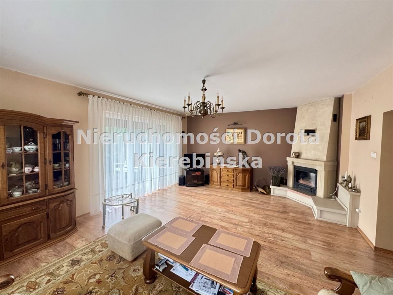 bliźniak, 6 pokoi Tomaszów Mazowiecki. Zdjęcie 6