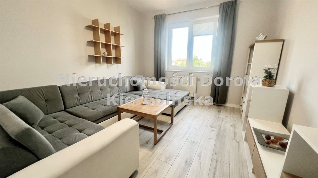 Mieszkanie 3-pokojowe Tomaszów Mazowiecki, ul. Rolna. Zdjęcie 3