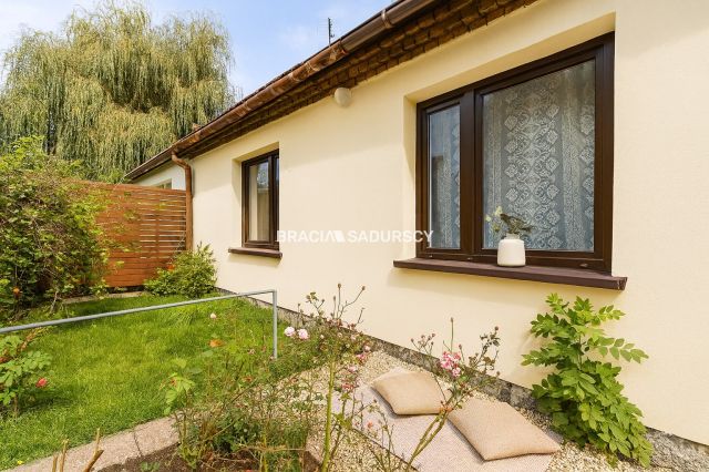 bliźniak, 2 pokoje Kraków Zwierzyniec, ul. Jadwigi Majówny. Zdjęcie 19