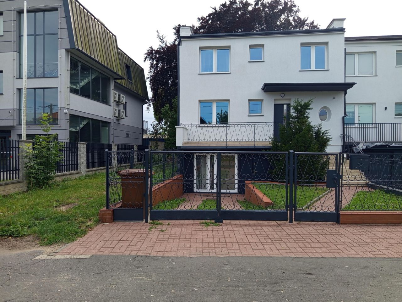 dom szeregowy, 9 pokoi Gdańsk Oliwa, ul. Maurycego Beniowskiego. Zdjęcie 1