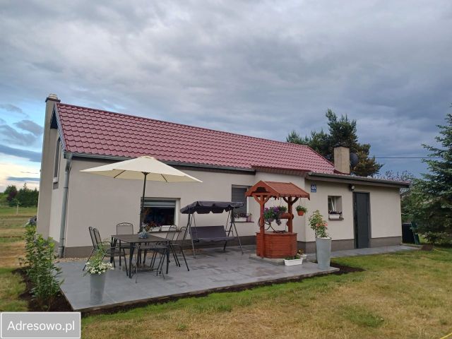 dom wolnostojący, 3 pokoje Wąsice, ul. Główna. Zdjęcie 1