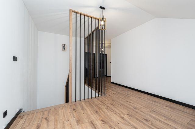 Mieszkanie 6-pokojowe Marki, Akacjowa 19. Zdjęcie 11