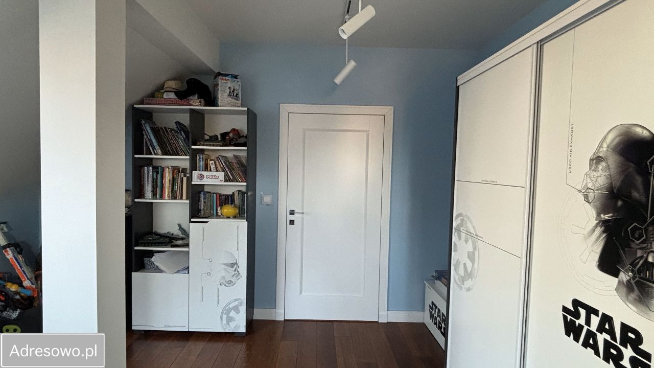 dom wolnostojący, 6 pokoi Ładna. Zdjęcie 11
